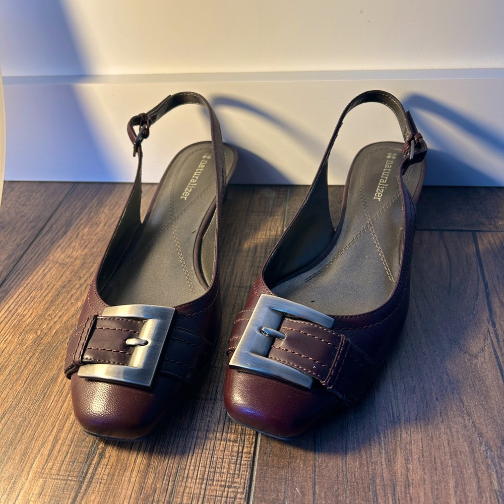 naturalizer women’s shoe.